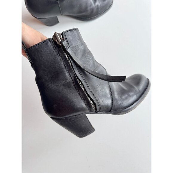 ACNE STUDIOS Pistol Black Leather Block Heel Ankle Boots, Size 38 - Picture 2 of 16